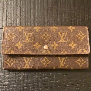 Louis Vuitton Sarah Wallet
